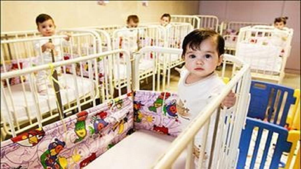 نگهداری 435 کودک و نوجوان در 39 مرکز شبانه روزی بهزیستی استان نگهداری 435 کودک و نوجوان در 39 مرکز شبانه روزی بهزیستی استان اصفهان