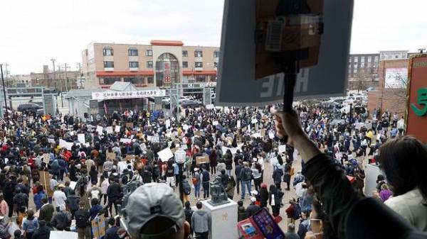 هزاران نفر در اعتراض به نژادپرستی علیه آسیایی ها تظاهرات کردند