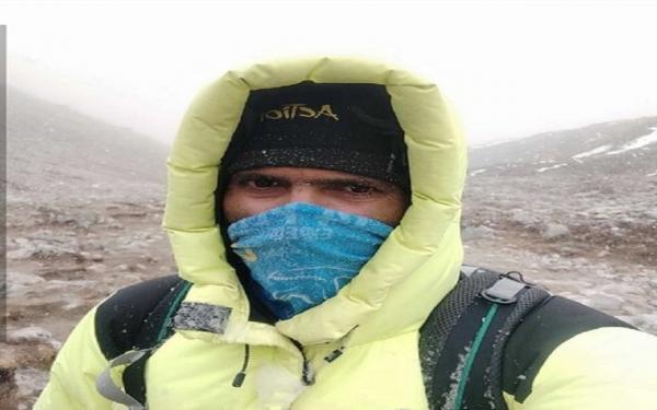 صعود کوهنورد اصفهانی به بام دنیا