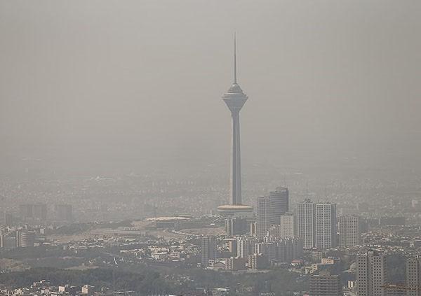هوای تهران برای گروه های حساس آلوده است