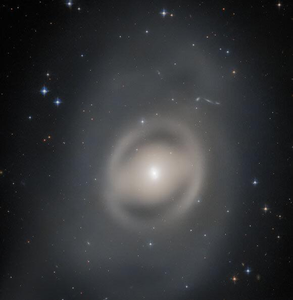 هابل یک کهکشان نو را رصد کرد!، عکس